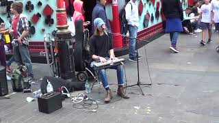 2017-8-12 London Street Entertainer- Who is he?? 00010