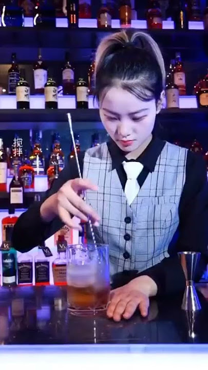 skill bartender cantik