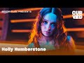 Capture de la vidéo Holly Humberstone - Kissing In Swimming Pools (Live) | Curved | Amazon Music