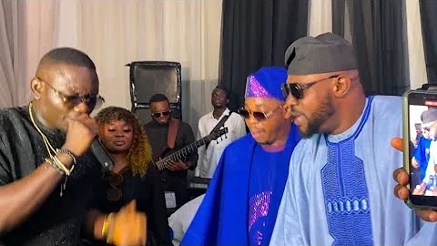 SEE HOW WOLI AGBA & ODUNLADE DANCE TO SEGUN JOHNSON MUSIC AT KAMO’S WEDDING