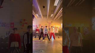 Flip it 🪙💖 #TheKingDom #더킹덤 #TKD #REALIZE #Flip_that_Coin #FlipthatCoin_challenge #fyp #shorts