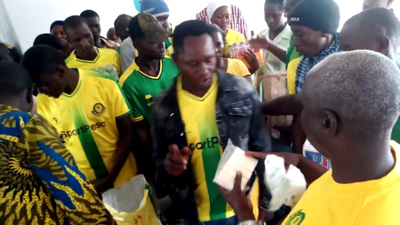 🔴LIVE : MASHABIKI WA YANGA WATOA KAULI KWA VIONGOZI - YouTube