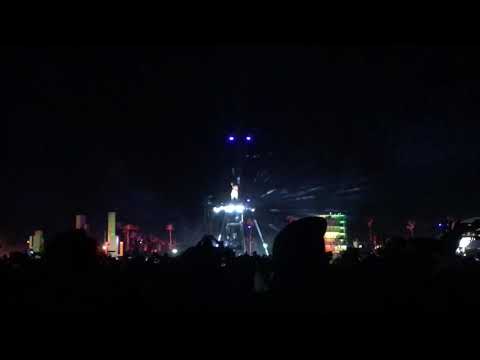 Flying childish Gambino Algorithm Coachella 2019
