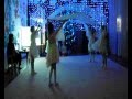 Танец Снежинок "Зимний вальс" с полотнами. Видео Юлии Буговой.