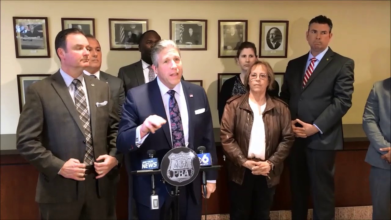 Pat Lynch and police widow speak at court hearing to overturn Herman Bell parole