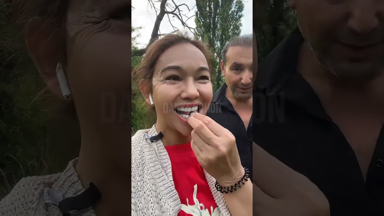 Keseruan Bunda Corla Metik serta Makan Apel dan Blueberry di Kebun Buah Tanpa Pemilik (240715)