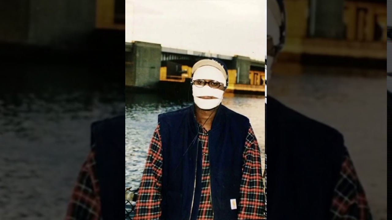 MF DOOM - Doomsday (First Live Performance - Nuyorican Poet’s Cafe)