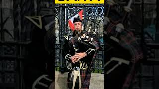 Hombre Toca Gaita Espectacular