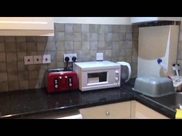 Video 1: Shared kitchen 