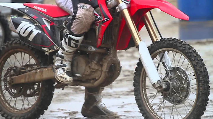 Racer X Films: 2016 CRF250R Intro
