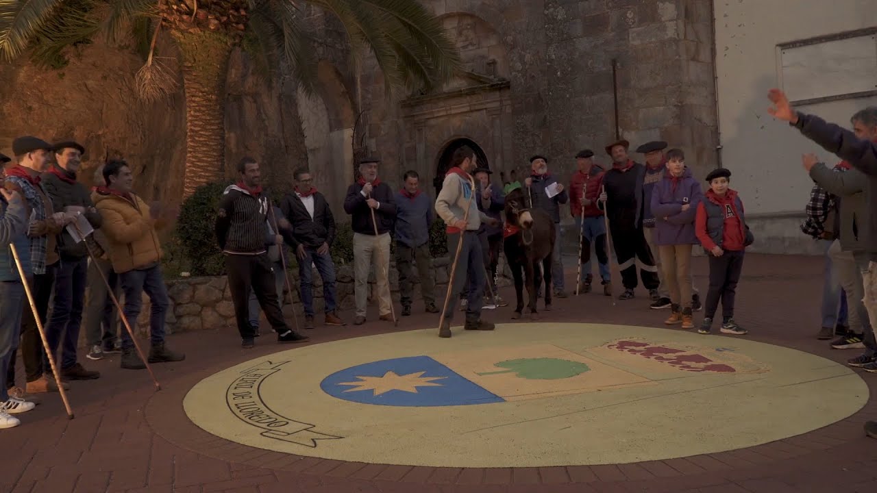 Los marceros de Novales cantan a Titi