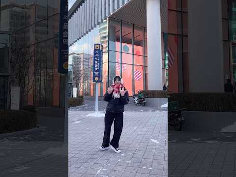 광야(<strong>SM</strong> <strong>TOWN</strong>) 앞에서 #첫눈챌린지 ☃️❄