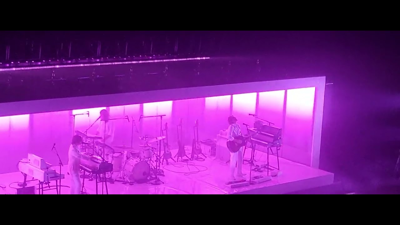 Air- Cherry Blossom Girl @ Met Philadelphia October 17, 2024