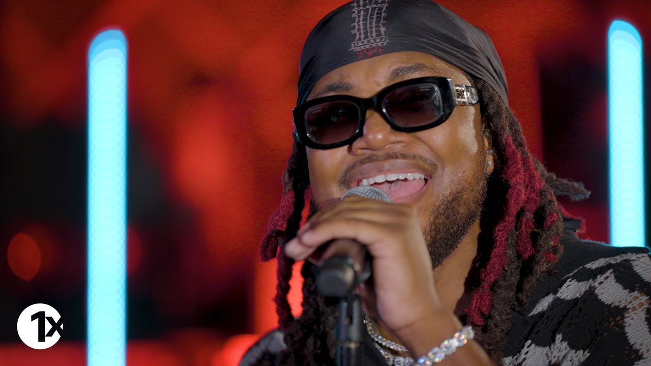 Leon Thomas - Snooze (SZA cover) in the 1Xtra Live Lounge