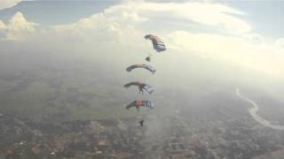 CRW Vat69 skydive (R1) screenshot 4