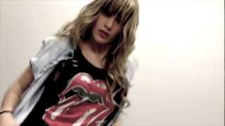 Laura Bravo - Dancer - Free style