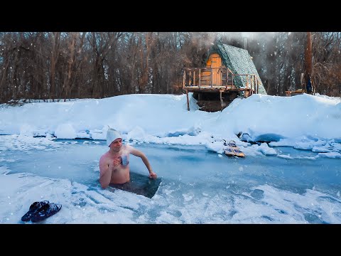 Видео: Последний лед | Готовим баню у реки к весеннему половодью