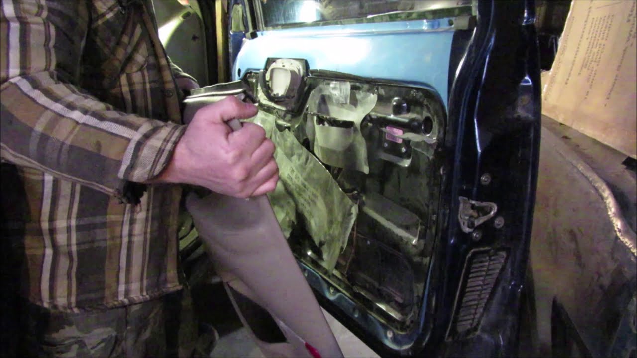 OBS GMC /CHEVY DOOR PANEL REMOVAL - YouTube