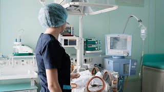 Медсестры отделения реанимации новорожденных ЧОДКБ рассказали о своей работе