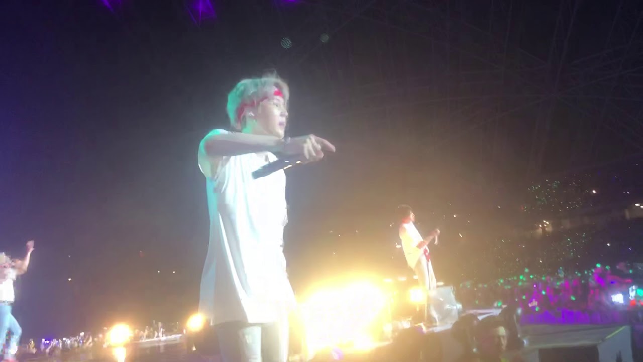 190119 BTS Singapore Encore - So What, Anpanman