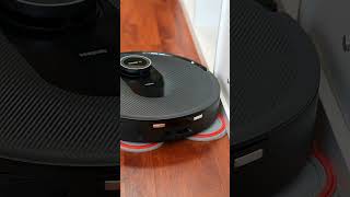 A Robot Vacuum That Cleans the House by Itself