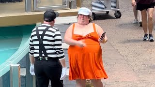 Rob The Mime Funny Antics | Seaworld Orlando