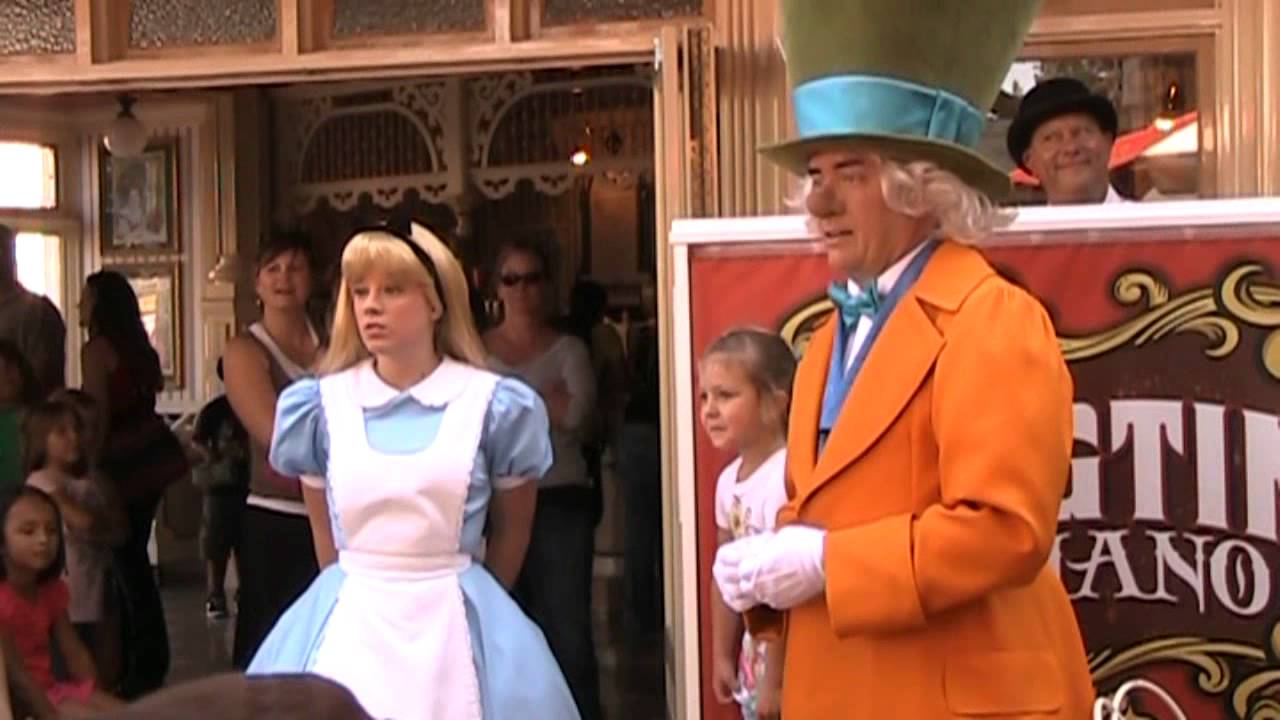 Disneyland Musical Chairs - 10/15/11