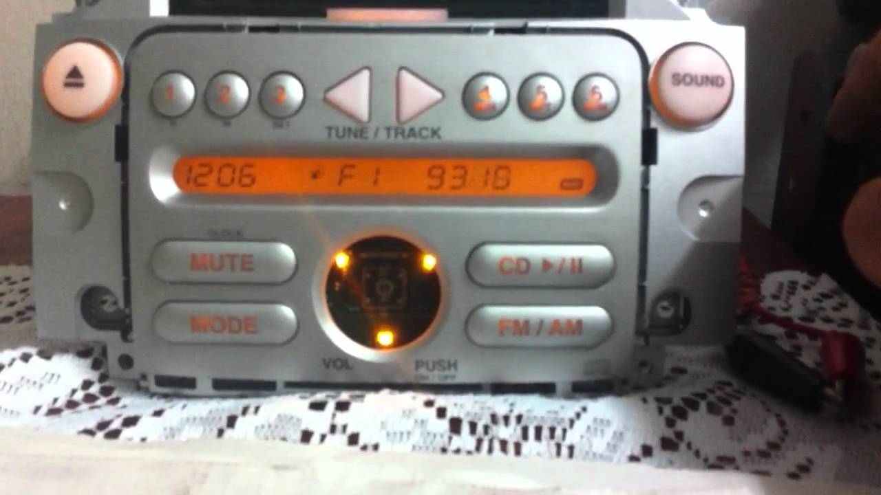 Perodua myvi radio clarion test1 - YouTube