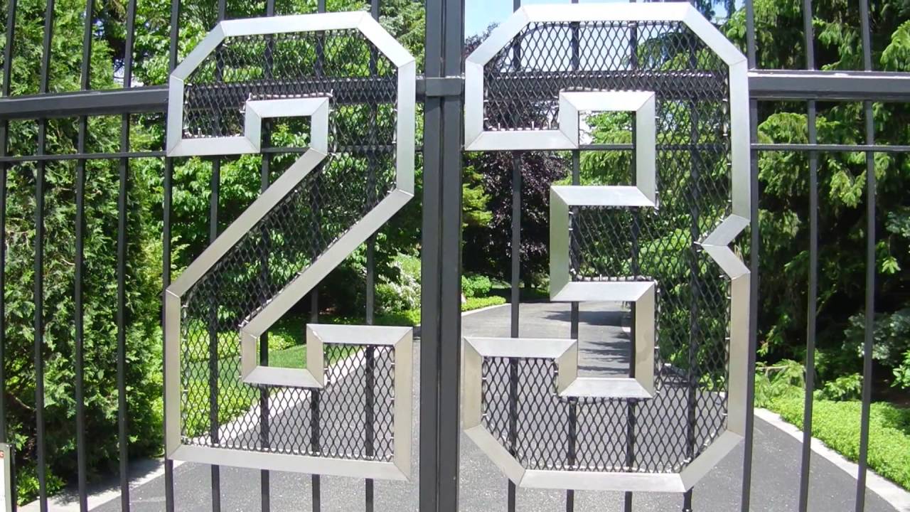 Michael Jordans House Gate