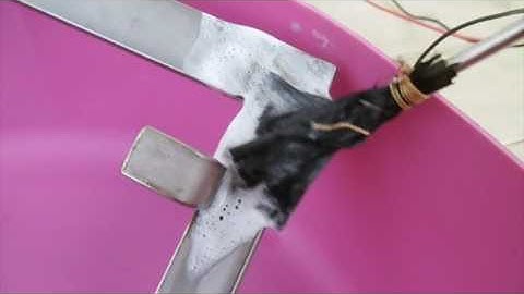 Electro cleaning stainless tig welds