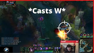 Faker's Kai'sa one shots a 75% HP Tryndamere screenshot 1
