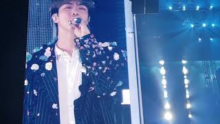 BTS - Epiphany (Jin Solo) Live @ 'LOVE YOURSELF' TOUR IN PARIS 20181020