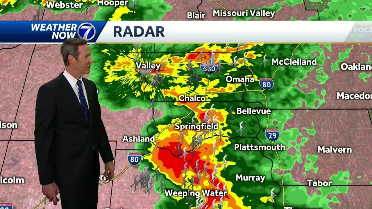 Storms moving through - YouTube