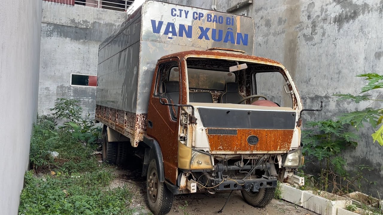Dump Truck Restoration Project // Restoration Of Extremely Old Dirty Diesel Engines