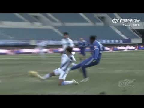 Marcao nets twice as Wuhan Three Towns come from behind to beat Dalian ProCSL中超 马尔康梅开二度 武汉三镇逆转大连人 Marcao nets twice as Wuhan Three Towns come from behind to beat Dalian ProCSL中超 马尔康梅开二度 武汉三镇逆转大连人 Thumbnail