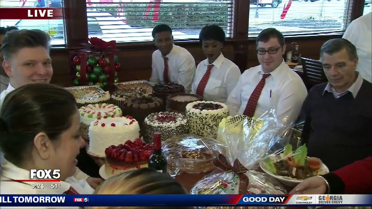 marietta-diner-prepares-for-hectic-christmas-day-youtube