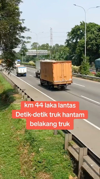 Detik-Detik TRUK HANTAM BELAKANG HINO‼️ #shorts #trukoleng #truk
