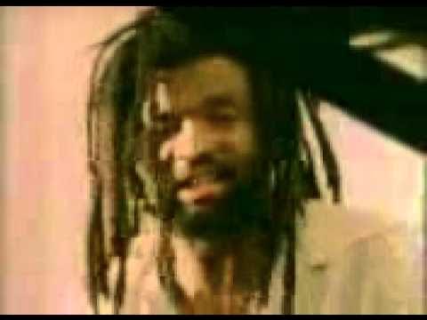 Lucky Dube,Mama