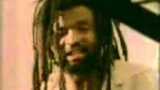 Vignette de la vidéo "Lucky Dube,Mama"