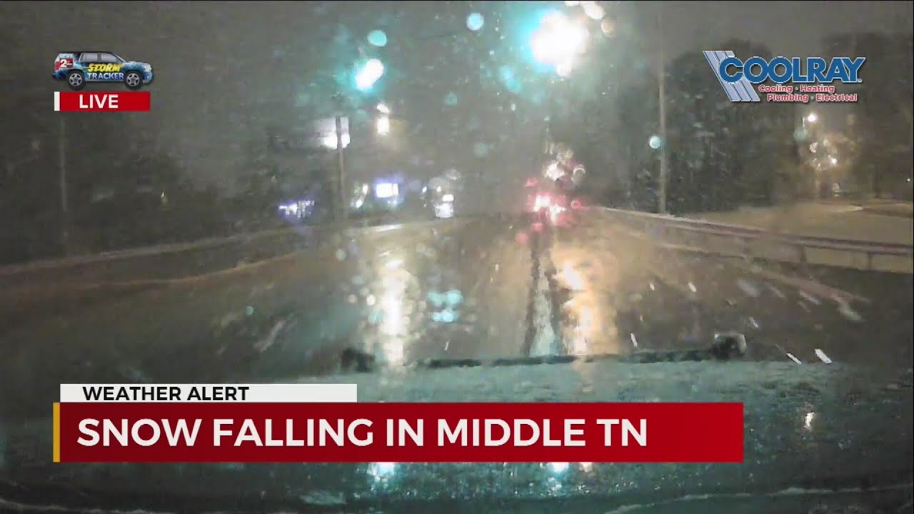 Checking on the roads as snow falls in Middle TN - YouTube