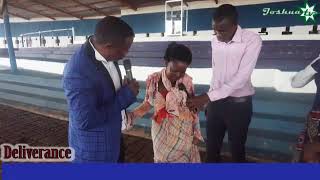 Ajabu, Ajabu sana acha Mungu aitwe Mungu, shuhudia hii  -- Nabii Joshua.