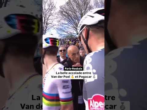 🤝 𝟴 𝗠𝗼𝗻𝘂𝗺𝗲𝗻𝘁𝘀 𝗽𝗮𝗿𝘁𝗼𝘂𝘁, balle au centre, et une belle accolade entre Van der Poel et Pogacar #shorts