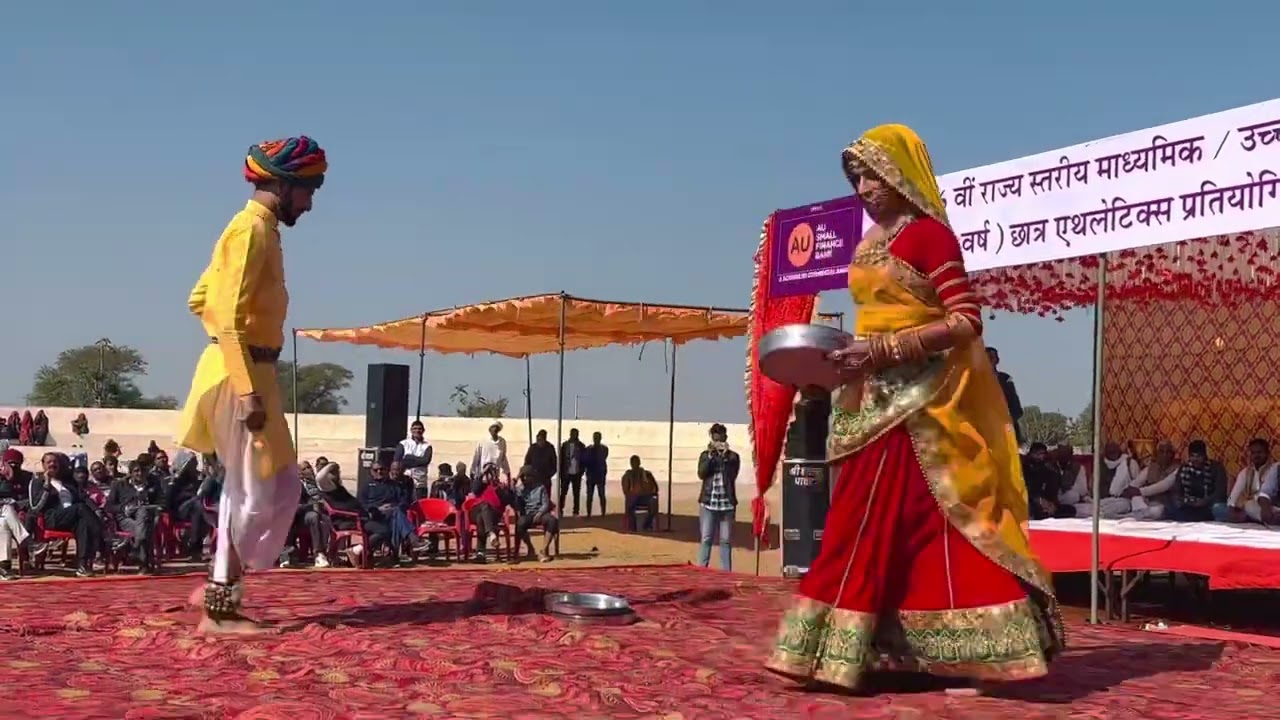 @Ramumarwadi  ये दोनो डान्सर हर जगह मचा रहे है धूम चोसठ जोगनी गाने पे डान्स