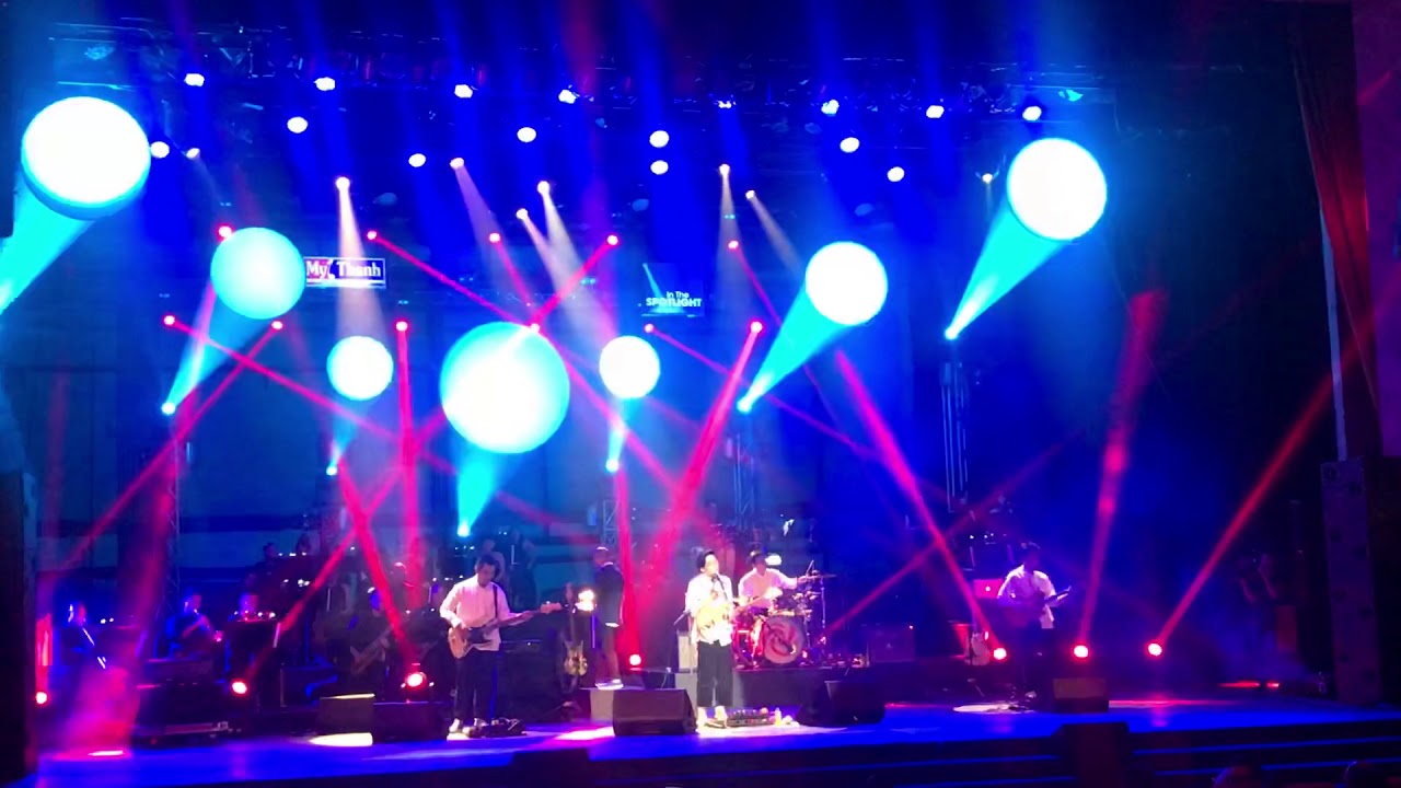 Cho - Ngọt In The Spotlight 2018 - YouTube