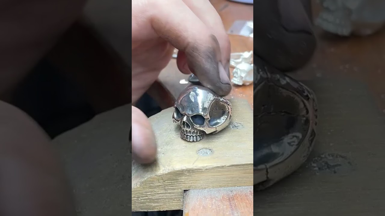 Skull ring! 💀 💍This is how I make it! 