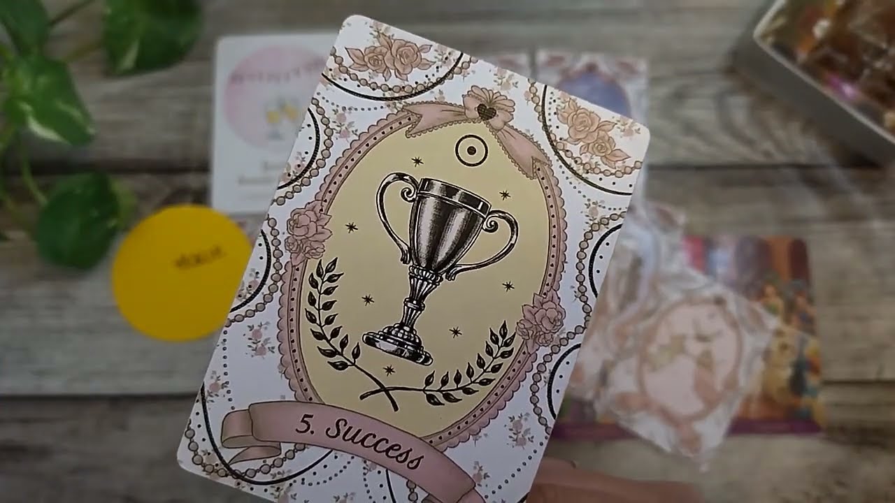 NON SA SPIEGARSI COME MAI TI PENSA COSÌ TANTO❤️...#tarocchi #tarot #tarotreading #tarocchioggi