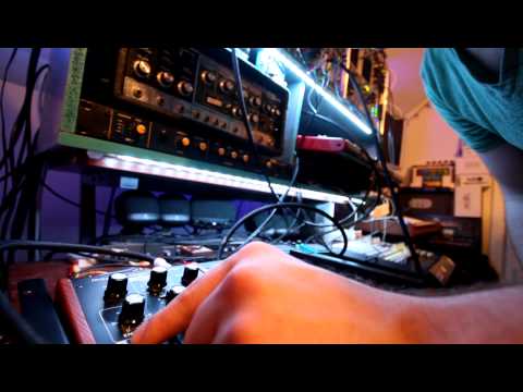 Demo of a Moog Murf midi synced to Machinedrum