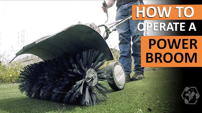 How to Properly Power Broom Your Artificial Turf - TurFresh