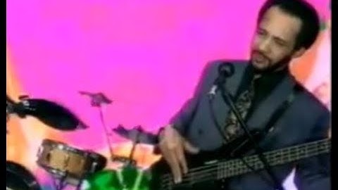 Jean-Claude Renaudeau - Universel Compas ( CLIP ORIGINAL ) 1990