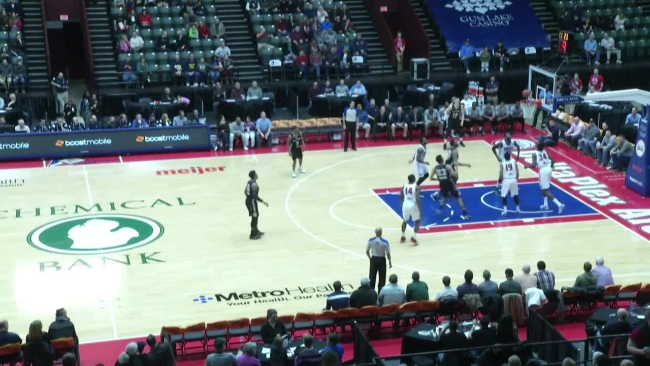 Highlights: Kyle Anderson (26 points, 6 assists) vs. the Drive, 2/9/2015